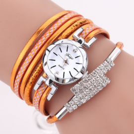 Shining Crystal Women Bracelet Watch Flower Dial Case Tourist Quartz Watch for Watches